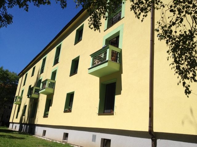 Fasáda bytového domu U Trojice České Budějovice